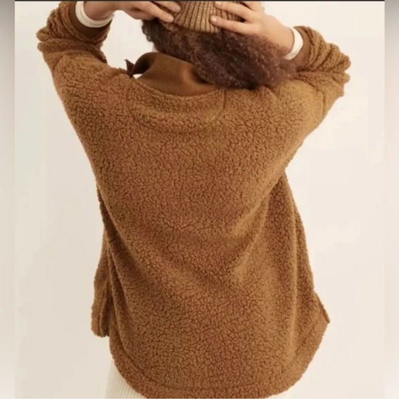 NWT! Aerie Dream Sherpa Quarter Zip Sweatshirt color brown size M - Picture 2 of 7